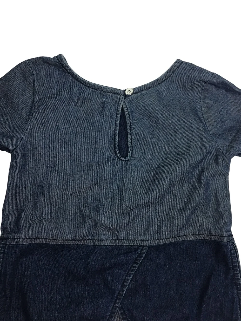 OLD NAVY Kid’s Top Boxy Chambray Two Tone Denim Shirt Pocket Cap Sleeve Size 4T